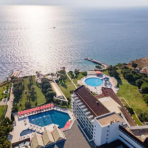 فندق غراند أونتور سيسمي Çeşme